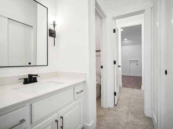 7409 Turnback Ledge TRL, Lago Vista TX 78645