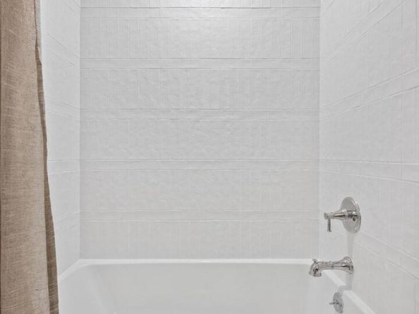 2107 Waterway BND, Austin TX 78728