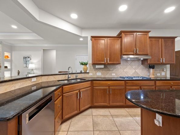 310 Pipe Creek LN, Georgetown TX 78633