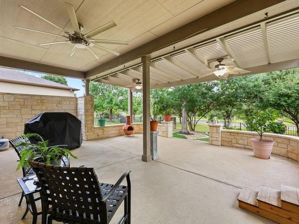 310 Pipe Creek LN, Georgetown TX 78633