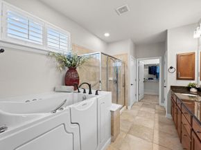 310 Pipe Creek LN, Georgetown TX 78633