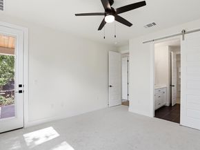 2301 E 10th ST, Austin TX 78702