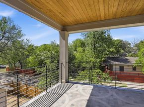2301 E 10th ST, Austin TX 78702