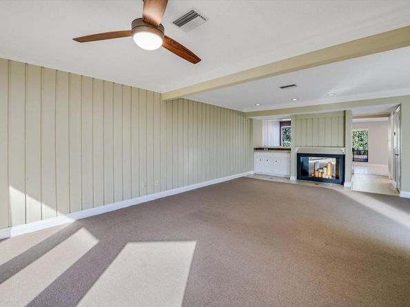 115 World Of Tennis SQ, Lakeway TX 78738