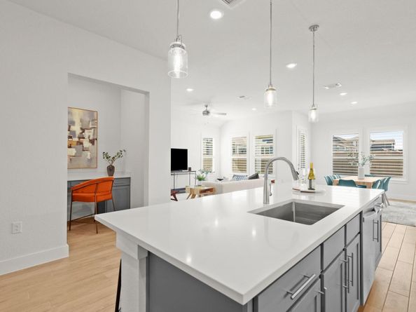 9409 Boathouse DR, Austin TX 78744