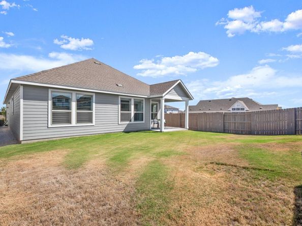 9409 Boathouse DR, Austin TX 78744