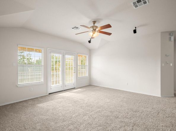 16100 S Great Oaks DR 3701, Round Rock TX 78681