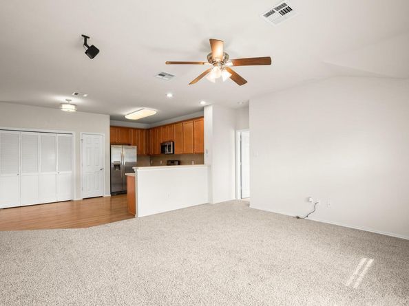 16100 S Great Oaks DR 3701, Round Rock TX 78681