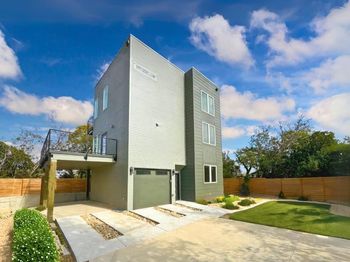 2309 Montopolis DR