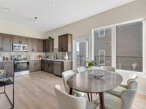 2309 Montopolis DR 8, Austin TX 78741