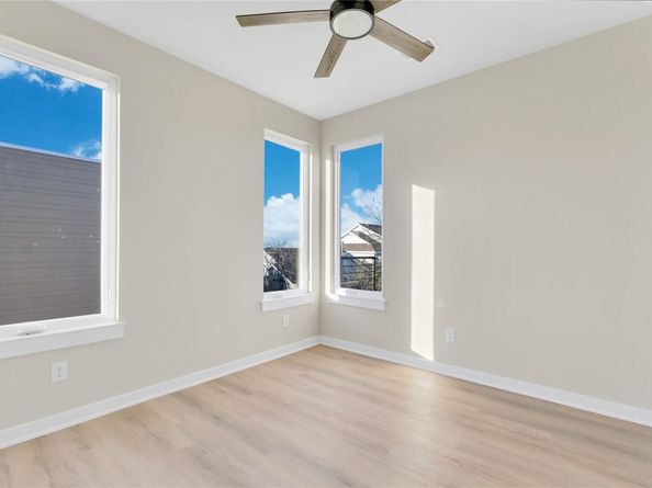 2309 Montopolis DR 8, Austin TX 78741