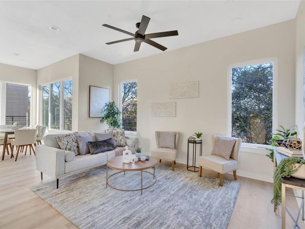 2309 Montopolis DR 8, Austin TX 78741