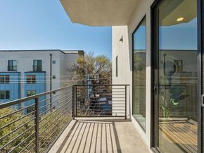 1615 E 7th ST 402, Austin TX 78702