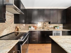 1615 E 7th ST 402, Austin TX 78702
