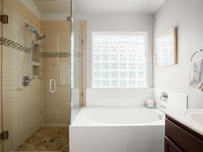 2933 Fleet DR, Austin TX 78748