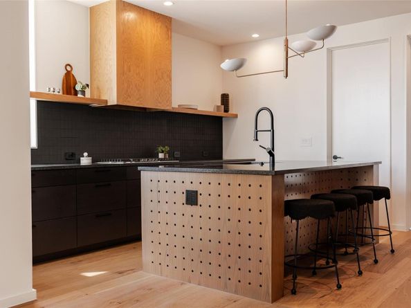 2114 Lawnmont Ave, Austin TX 78756