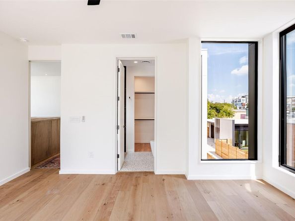 2114 Lawnmont Ave, Austin TX 78756