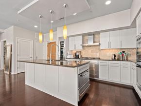 1600 Barton Springs RD 4401, Austin TX 78704