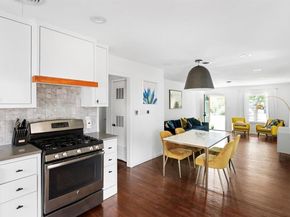 1106 Arcadia Ave, Austin TX 78757