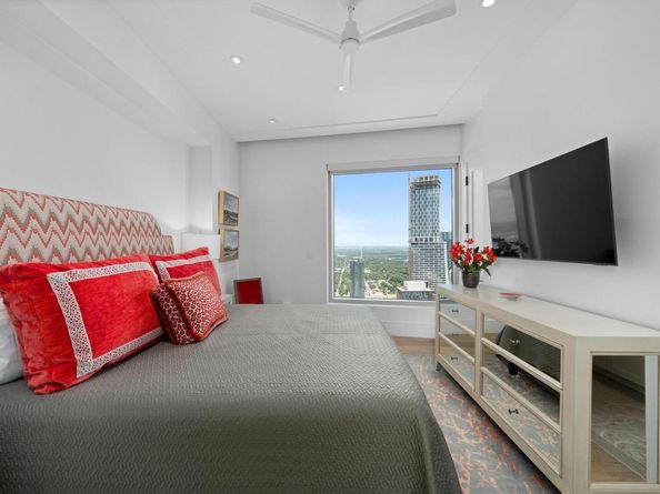 200 Congress Ave 48Y, Austin TX 78701
