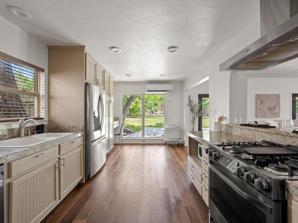 4702 Palisade DR, Austin TX 78731
