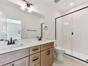 200 W 56th ST 2102, Austin TX 78751