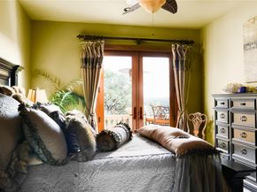 17803 Navigation LN, Lago Vista TX 78645