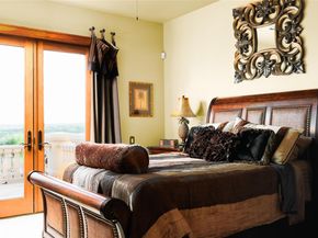 17803 Navigation LN, Lago Vista TX 78645