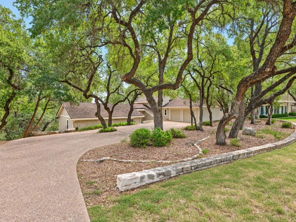 224 Hurst Creek RD, Lakeway TX 78734
