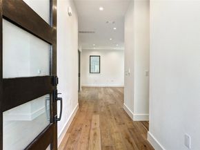 3208 Clawson RD 3B, Austin TX 78704