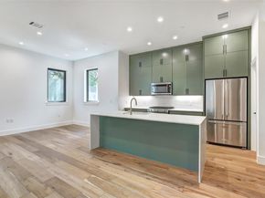 3208 Clawson RD 3B, Austin TX 78704