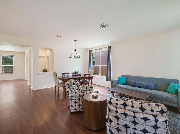 10229 English Oak DR, Austin TX 78748