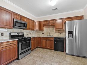 9705 Woodshire DR, Austin TX 78748