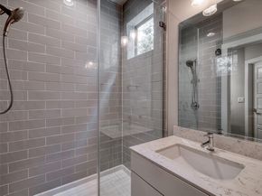 1205 Elm ST 8, Austin TX 78703
