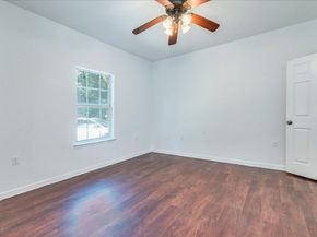 2402 E 13th ST 1, Austin TX 78702