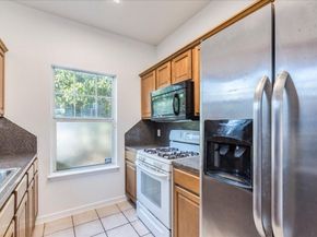 2402 E 13th ST 1, Austin TX 78702