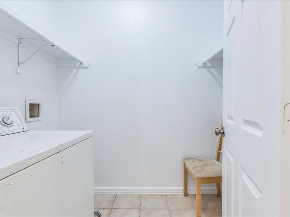 2402 E 13th ST 1, Austin TX 78702