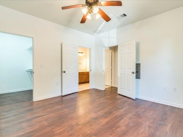 2402 E 13th ST 1, Austin TX 78702