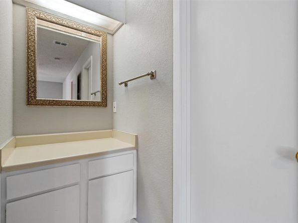 7635 Guadalupe ST 102, Austin TX 78752