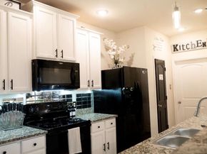 19805 Grover Cleveland WAY, Manor TX 78653