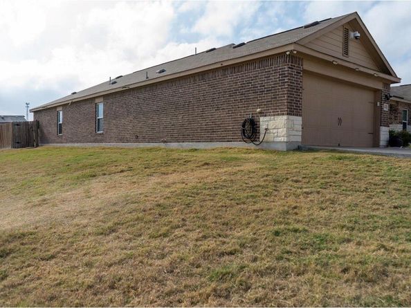 19805 Grover Cleveland WAY, Manor TX 78653