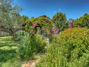 706 Rogart DR, Spicewood TX 78669