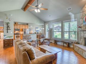 706 Rogart DR, Spicewood TX 78669