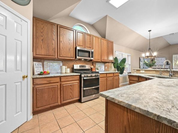 11016 Colonel Winn LOOP, Austin TX 78748