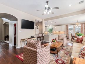58 Cottondale RD, The Hills TX 78738