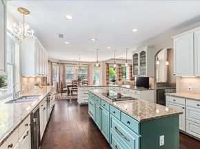 58 Cottondale RD, The Hills TX 78738