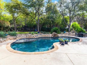 58 Cottondale RD, The Hills TX 78738