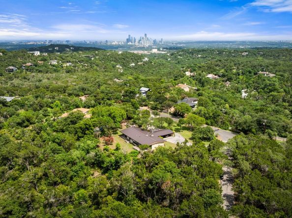 1200 Redbud Trl, West Lake Hills TX 78746