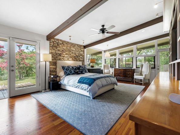 1200 Redbud Trl, West Lake Hills TX 78746