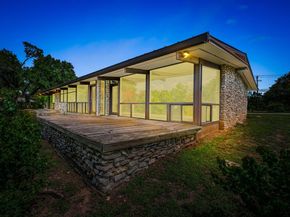 1200 Redbud Trl, West Lake Hills TX 78746